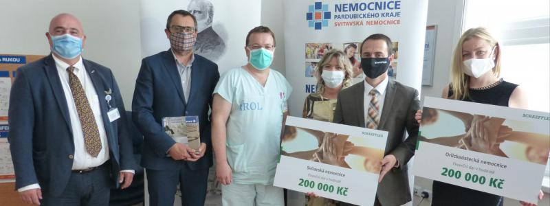 Orlickoústecká a Svitavská nemocnice obdržely štědrý finanční dar od firmy Schaeffler